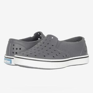 Native Jefferson Kids Slip-On Shoes Gray C4 – Lightweight Waterproof Sneakers